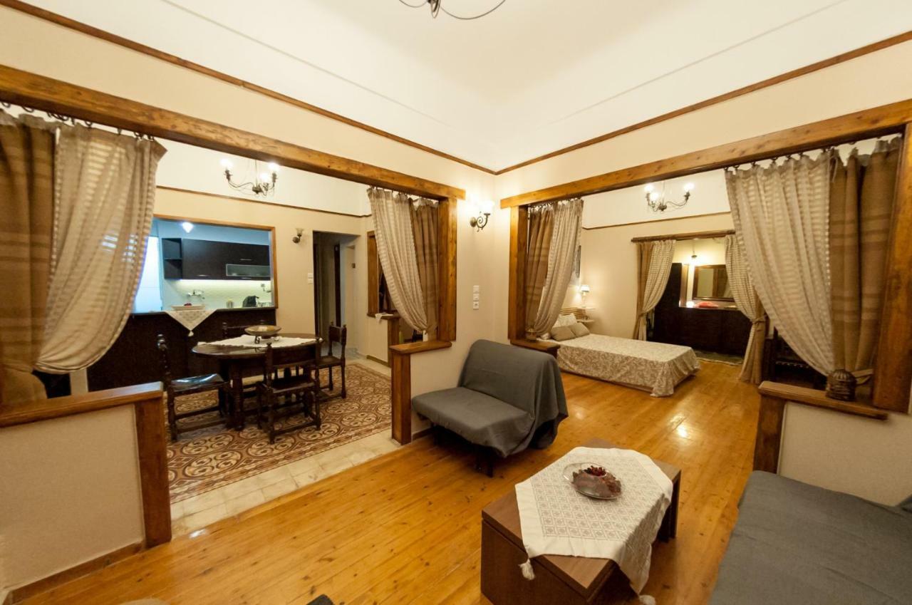 Platos's Academy 100m² Atina