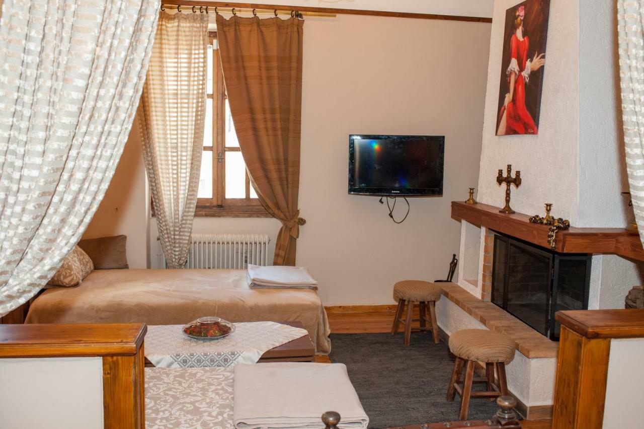 Platos's Academy 100m² Apartamento Atenas